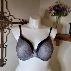 Elegant Black and Gray Women's Bra Size 34C
